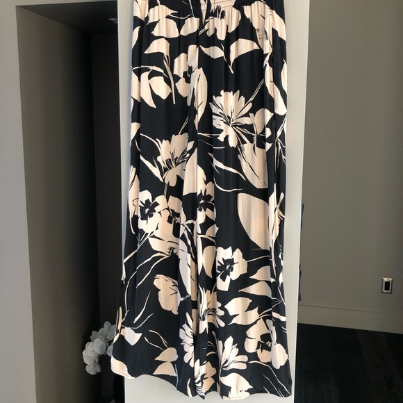 Palazzo Pants - Picture 3 of 3